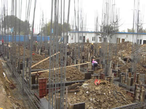 現(xiàn)場(chǎng)管理=四川綿竹安置房工程施工現(xiàn)場(chǎng)1.jpg